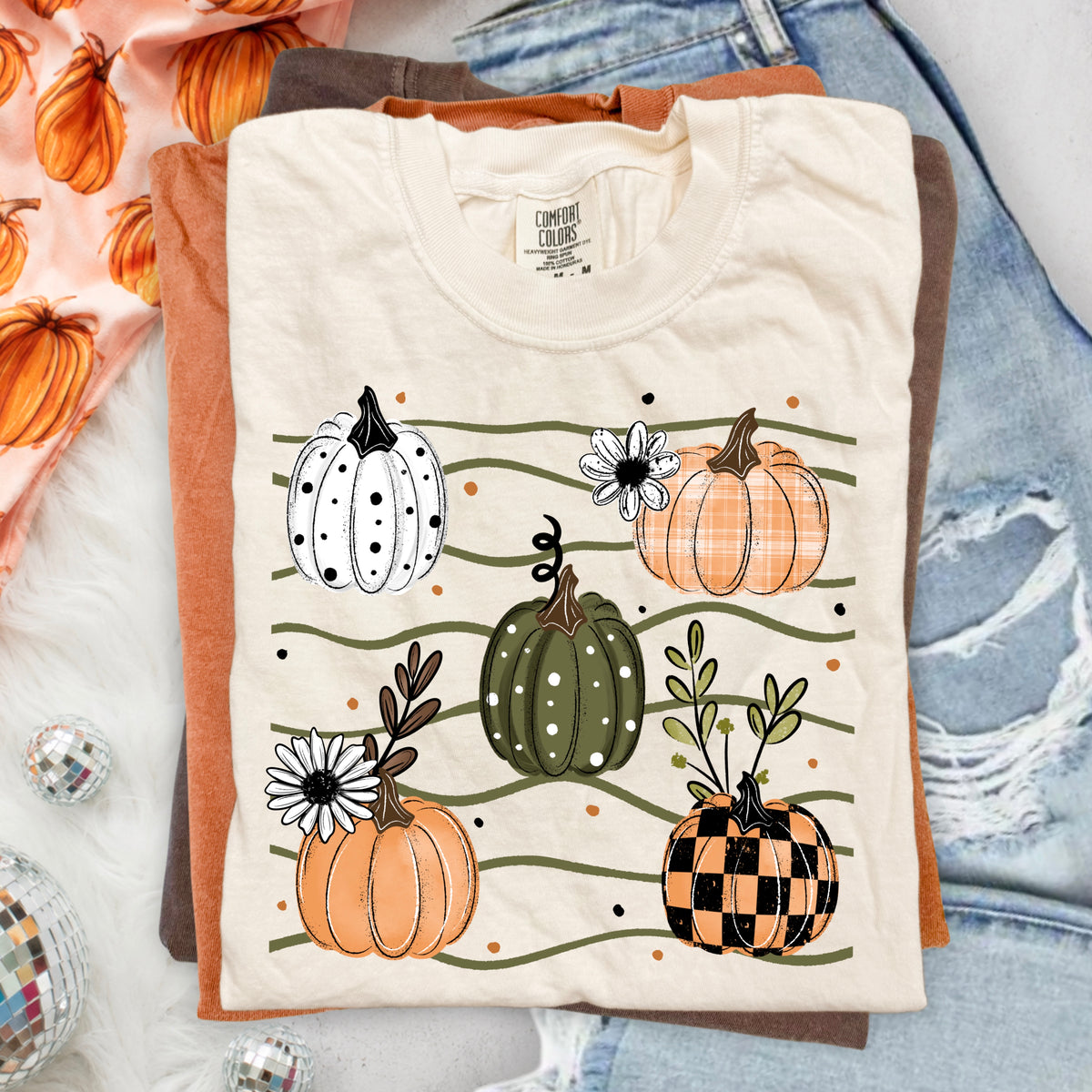 Pumpkins and Wavy Lines PNG