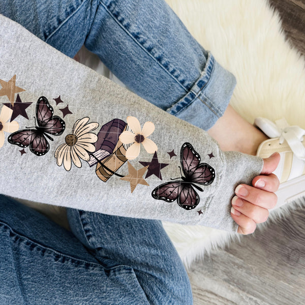 Get lost in the pages w/ Sleeves PNG