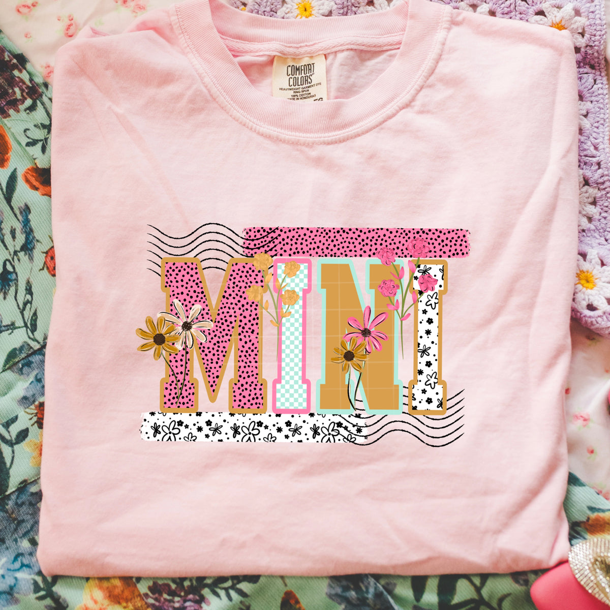 Mini florals and wavy lines PNG