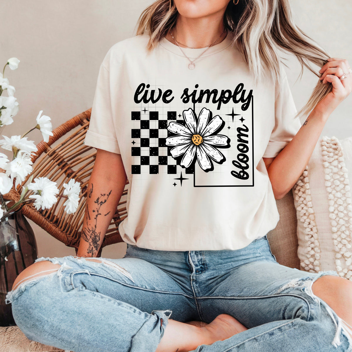 Live Simply Bloom PNG