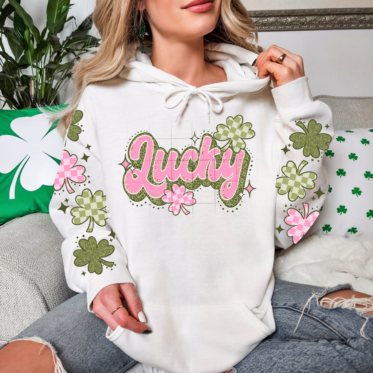 Pink/Green Lucky w/ Sleeves PNG
