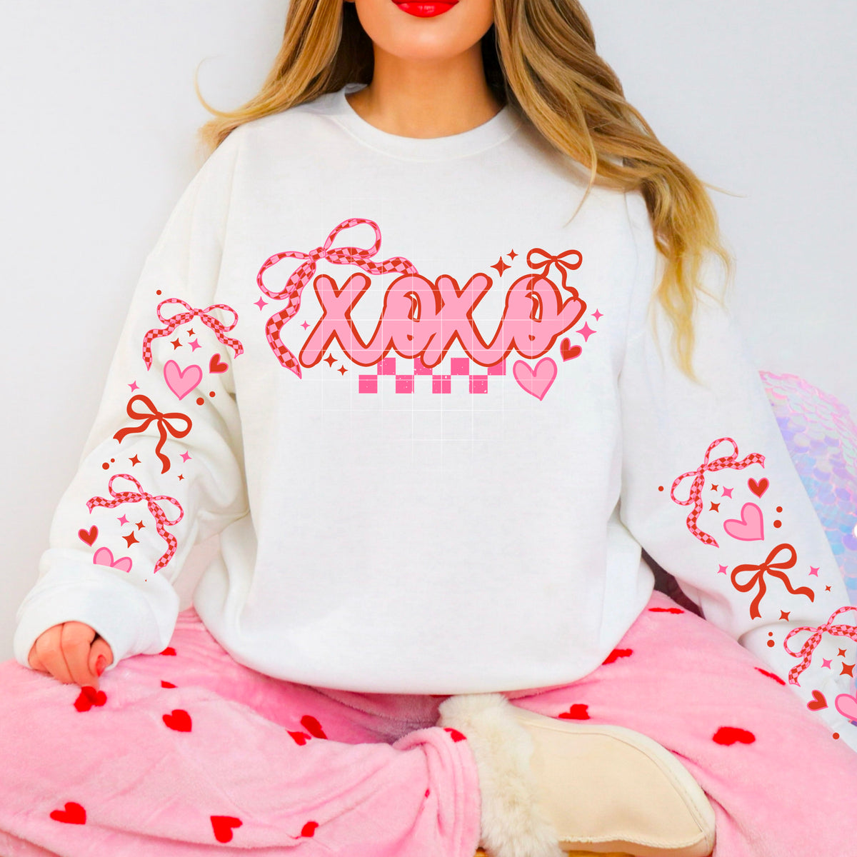 XOXO w/ Sleeves PNG