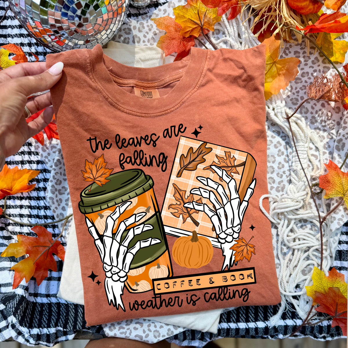 Leaves Are Falling PNG